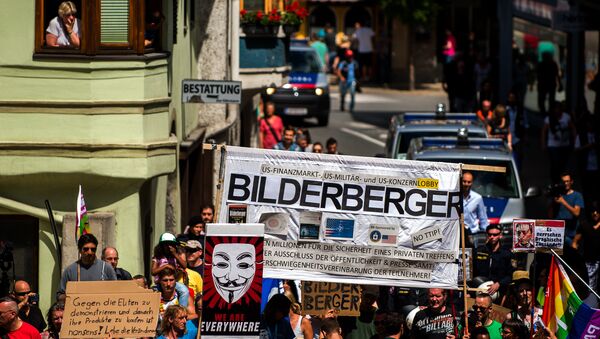 Protesters take part in a demonstration against the Bilderberg conference in Telfs, Austria, on June 13, 2015. - Sputnik International