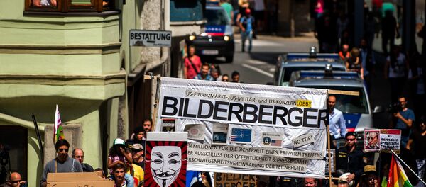Protesters take part in a demonstration against the Bilderberg conference in Telfs, Austria, on June 13, 2015. - Sputnik International