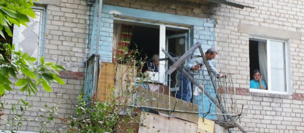 Destructions in a residential house of Donetsk following a night bombardment by the Ukranian army. Destructions in a residential house of Donetsk following a night bombardment by the Ukranian army. - Sputnik International