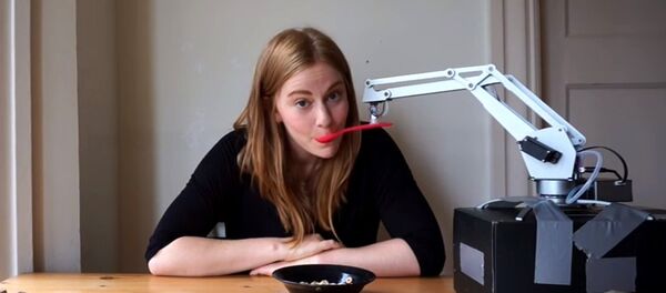 Simone Giertz Simone Giertz - Sputnik International