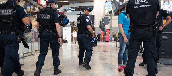 Security forces patrol Security forces patrol - Sputnik International