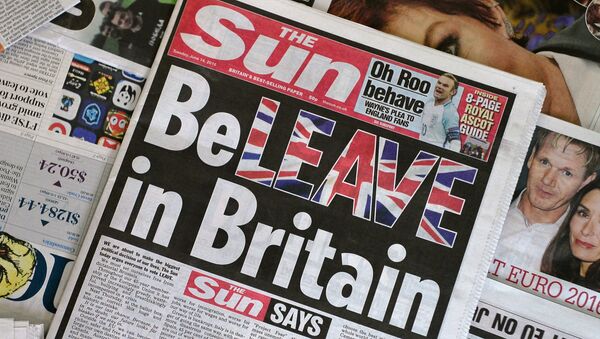 An arrangement of newspapers pictured in London on June 14, 2016 shows the front page of the Sun daily newspaper with a headline urging readers to vote 'Leave' in the June 23 EU referendum. - Sputnik International