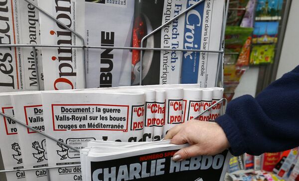 French Minister Warns of High Risk of Terror Attacks, Vows a Fight 'Which Won't Let Up' - Sputnik International