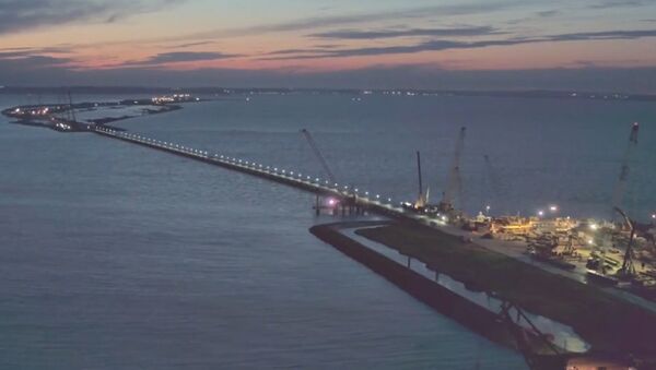 Kerch Strait Bridge: Building the Future - Sputnik International
