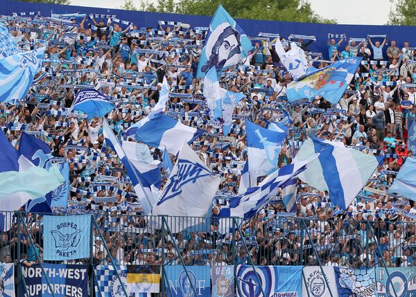 Zenit fans at Lokomotiv stadium in a 14th round Russian Championship of Russia Premier League match between FC Volga (Nizhny Novgorod) and FC Zenit (St. Petersburg). (File) Zenit fans at Lokomotiv stadium in a 14th round Russian Championship of Russia Premier League match between FC Volga (Nizhny Novgorod) and FC Zenit (St. Petersburg). (File) - Sputnik International