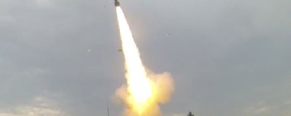 The Belarusian Polonez multiple launch rocket system has successfully passed tests, President Alexander Lukashenko said - Sputnik International