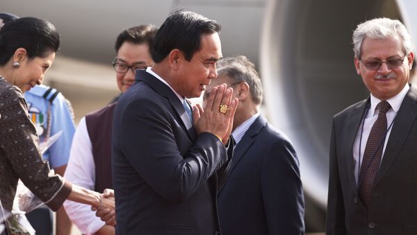 Prayut Chan-o-Cha, Prime Minister of Thailand, greets officials as he arrives in New Delhi, India - Sputnik International