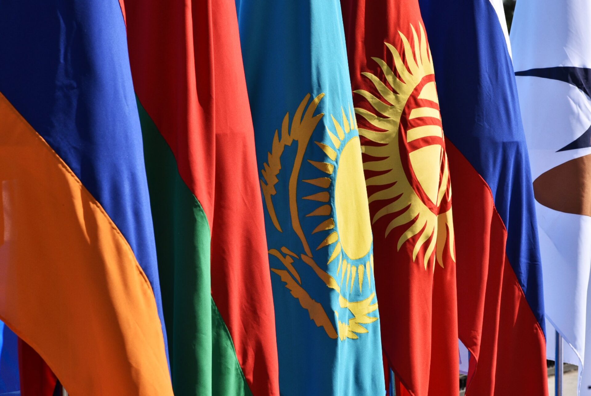 National flags of the Eurasian Economic Union Countries  - Sputnik International, 1920, 19.03.2022