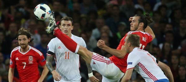 From left: Wales' Joe Allen, Russia's Pavel Mamayev, Wales' Gareth Bale, and Russia's Denis Glushakov during the UEFA Euro 2016 group stage match between the Russian and Welsh national team From left: Wales' Joe Allen, Russia's Pavel Mamayev, Wales' Gareth Bale, and Russia's Denis Glushakov during the UEFA Euro 2016 group stage match between the Russian and Welsh national team - Sputnik International
