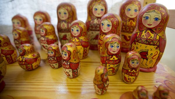 A Russian matrioshka dolls displayed in the Cultural-Entertainment Complex Kremlin in Izmailovo - Sputnik International