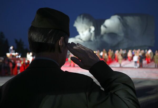 Putin on 75th Anniversary of WWII: Shared Responsibility to History and Future - Sputnik International