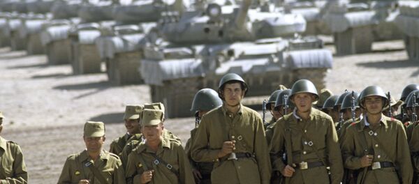 Guards Armor Regiment before departure to Russia. Soviet troops withdrawal from Afghanistan. (File) Guards Armor Regiment before departure to Russia. Soviet troops withdrawal from Afghanistan. (File) - Sputnik International