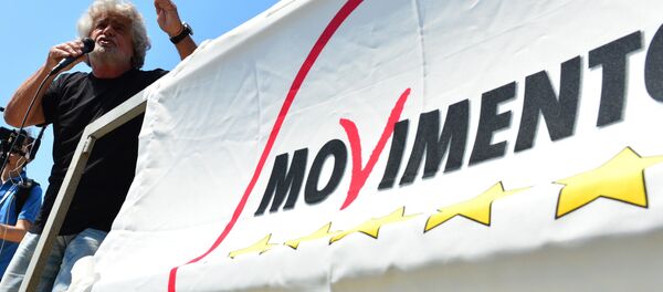 Italian protest party Five Star Movement leader Beppe Grillo speaks during a rally in Grado. (File) Italian protest party Five Star Movement leader Beppe Grillo speaks during a rally in Grado. (File) - Sputnik International