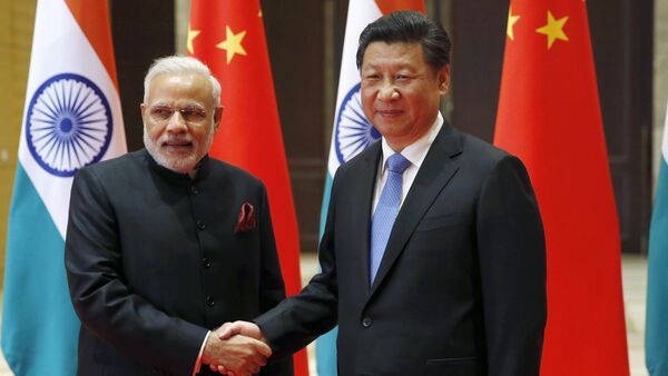 Indian Prime Minister Narendra Modi, left, and Chinese President Xi Jinping. (File) - Sputnik International