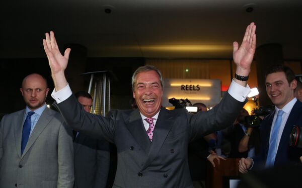 Leader of the United Kingdom Independence Party (UKIP), Nigel Farage reacts at the Leave.EU referendum party at Millbank Tower in central London on June 24, 2016 - Sputnik International