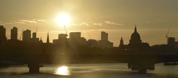 Dawn breaks over the City of London, Britain June 24, 2016. Dawn breaks over the City of London, Britain June 24, 2016. - Sputnik International