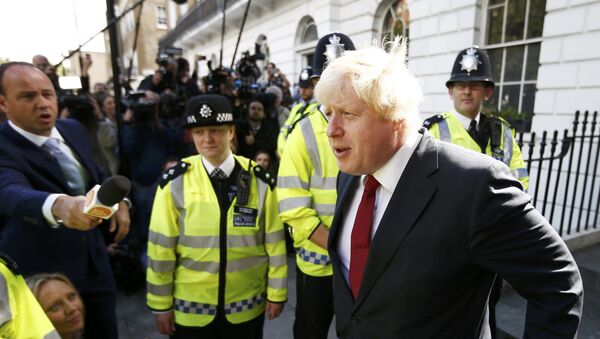 Leave campaign leader Boris Johnson leaves his home after Britain voted to leave the European Union in London, June 24, 2016. - Sputnik International