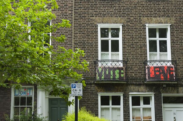 Vote Leave signs placed on the balconies in Highgate Road, North London, as residents vote in a referendum on whether to remain part of European Union or leave. Vote Leave signs placed on the balconies in Highgate Road, North London, as residents vote in a referendum on whether to remain part of European Union or leave. - Sputnik International