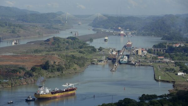 In this May 11, 2016 file photo, ships transit through the Panama Canal near Panama City - Sputnik International