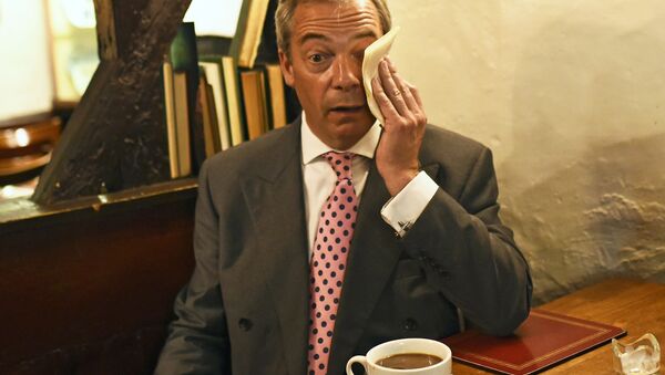 Nigel Farage, the leader of the United Kingdom Independence Party (UKIP), has a coffee in The Old Jail pub, after voting in the EU referendum, at a polling station in Biggin Hill, Britain June 23, 2016. - Sputnik International