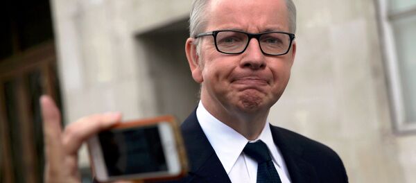 Britain's Justice Secretary Michael Gove leaves the BBC headquarters and studios at Portland Place in London, Britain June 19, 2016. Britain's Justice Secretary Michael Gove leaves the BBC headquarters and studios at Portland Place in London, Britain June 19, 2016. - Sputnik International