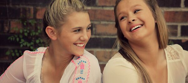 Young women Young women - Sputnik International