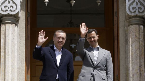 Syrian President Bashar al-Assad (R) and Turkish President Erdogan Recep Tayyip Erdogan (File) - Sputnik International