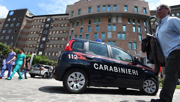 A police car is parked in front of the San Raffaele hospital (File) - Sputnik International