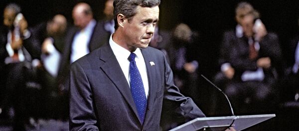 Stuff Happens play: Alex Jennings as President George W Bush. - Sputnik International