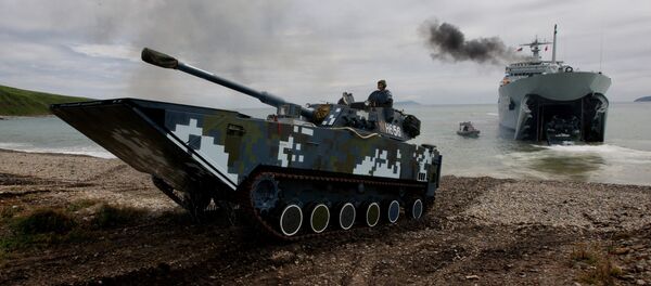 Infantry combat vehicles of the Navy of the People's Liberation Army of China come out into the shore Infantry combat vehicles of the Navy of the People's Liberation Army of China come out into the shore - Sputnik International