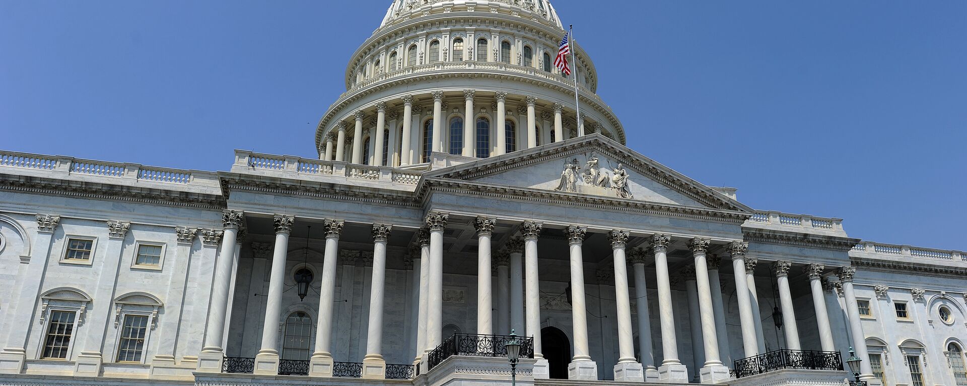 The US Capitol building is pictured in Washington, DC - Sputnik International, 1920, 13.05.2023