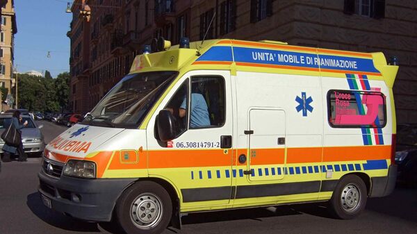 Italian Red Cross  ambulance - Sputnik International