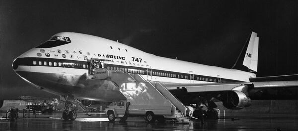 Boeing 747 Boeing 747 - Sputnik International