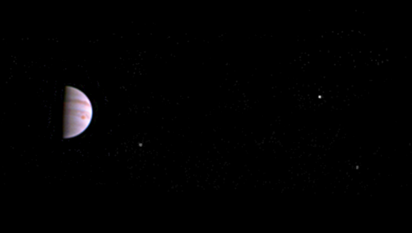 NASA's Juno probe of Jupiter captured this image on 10 July 2016, less than a week after entering orbit around the giant planet. - Sputnik International