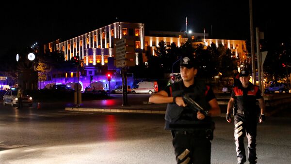 Police officers stand guard near the Turkish military headquarters in Ankara, Turkey. - Sputnik International