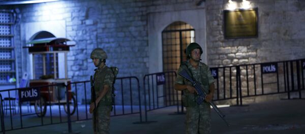 Turkish military stand guard near the the Taksim Square in Istanbul Turkish military stand guard near the the Taksim Square in Istanbul - Sputnik International