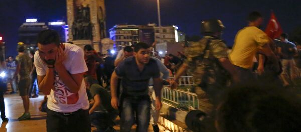 Supporters Of Turkish President Tayyip Erdogan Are Dispersed With Shots In The Air By The Military At The Taksim Square In Istanbul Supporters Of Turkish President Tayyip Erdogan Are Dispersed With Shots In The Air By The Military At The Taksim Square In Istanbul - Sputnik International