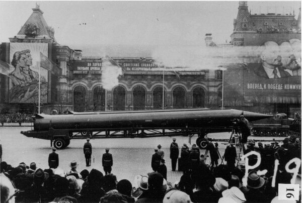 CIA reference photograph of Soviet medium-range ballistic missile (SS-4 in U.S. documents, R-12 in Soviet documents) in Red Square, Moscow. The weapon was deployed to Cuba in October 1962, sparking the Cuban Missile Crisis. CIA reference photograph of Soviet medium-range ballistic missile (SS-4 in U.S. documents, R-12 in Soviet documents) in Red Square, Moscow. The weapon was deployed to Cuba in October 1962, sparking the Cuban Missile Crisis. - Sputnik International