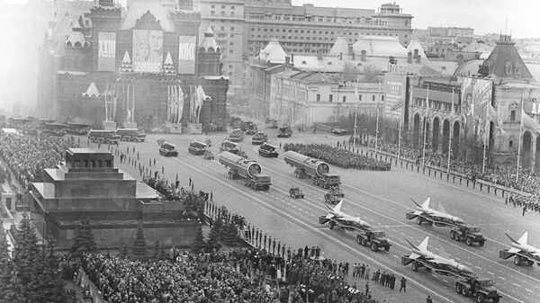 Military Parade on Red Square - Sputnik International
