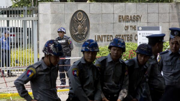 Myanmar police officers outside the U.S. Embassy in Yangon. (File) - Sputnik International