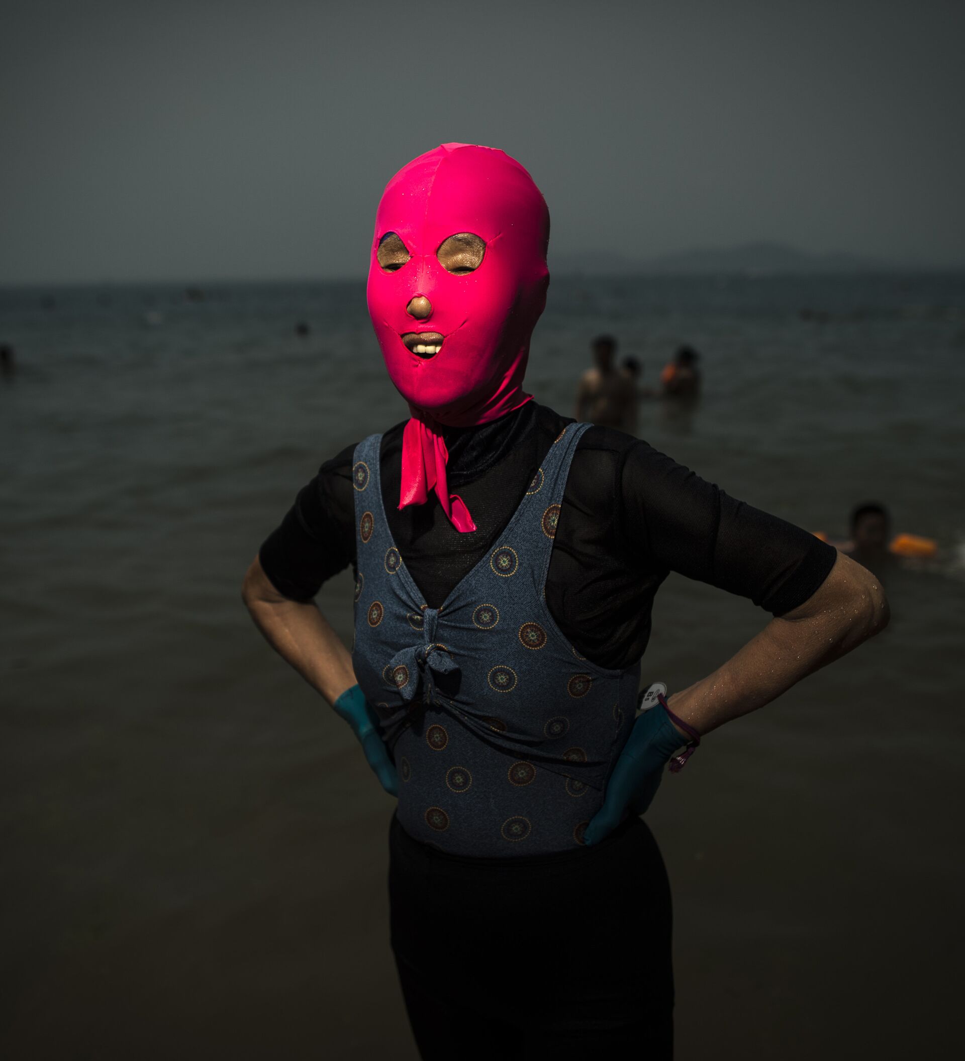 Meet Facekini, China's Latest and Most Terrifying Beach Craze - 25.07.2016,  Sputnik International
