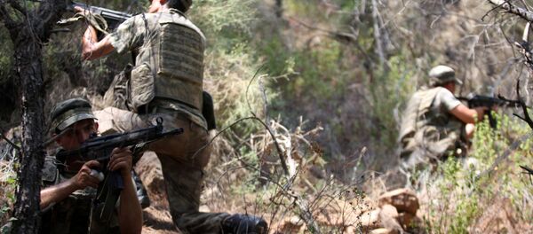 Turkish soldiers search for missing military personnel suspected of being involved in the coup attempt in Marmaris. Turkish soldiers search for missing military personnel suspected of being involved in the coup attempt in Marmaris. - Sputnik International