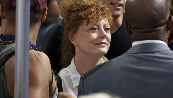 Actress Susan Sarandon appears on the convention floor during the Democratic National Convention in Philadelphia, Pennsylvania, U.S. July 25, 2016. - Sputnik International