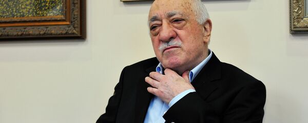 Islamic cleric Fethullah Gulen speaks to members of the media at his compound, Sunday, July 17, 2016, in Saylorsburg, Pa. - Sputnik International