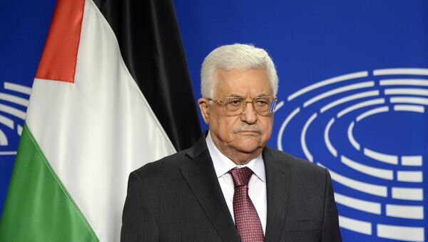 President of the Palestinian National Authority Mahmud Abbas poses for photographs at the European Parliament in Brussels on June 23, 2016. - Sputnik International