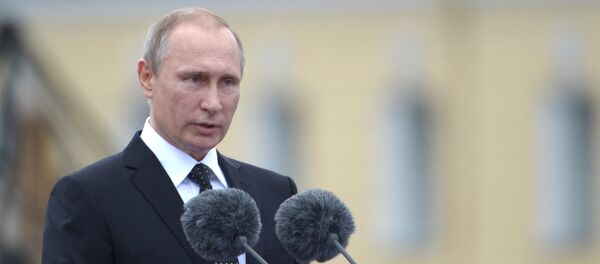 Russian President Vladimir Putin speaks at the parade of sailors and officers of the Leningrad Naval Base on Senate Square in St. Petersburg Russian President Vladimir Putin speaks at the parade of sailors and officers of the Leningrad Naval Base on Senate Square in St. Petersburg - Sputnik International