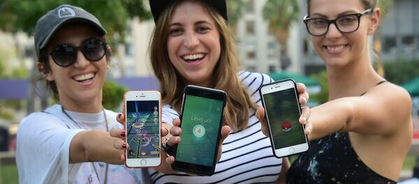 Pokemon Go players Pokemon Go players - Sputnik International