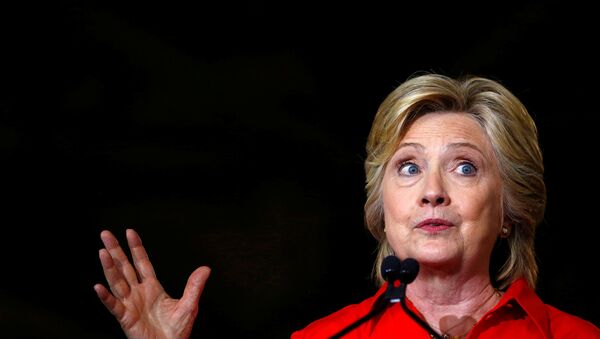 Democratic presidential candidate Hillary Clinton speaks at Johnstown Wire Technologies in Johnstown, Pennsylvania, July 30, 2016. - Sputnik International