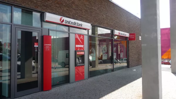 UniCredit bank, Spielberk Office Centre, Brno - Sputnik International