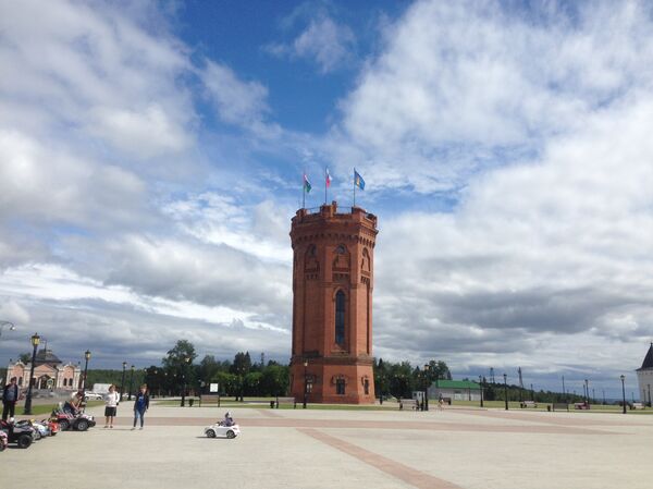 The former Tobolsk water tower now used as a youth committee office The former Tobolsk water tower now used as a youth committee office - Sputnik International